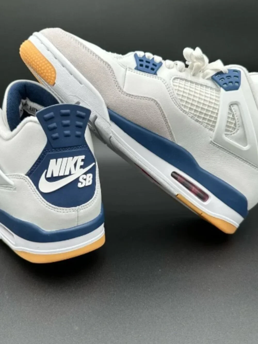 NWT 2025 NIKE SB x JORDAN 4 NAVY MENS